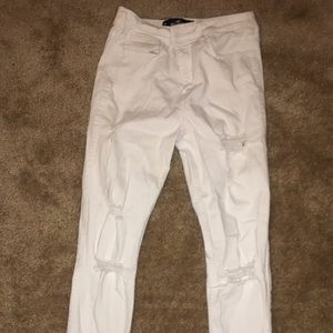 White skinny jeans